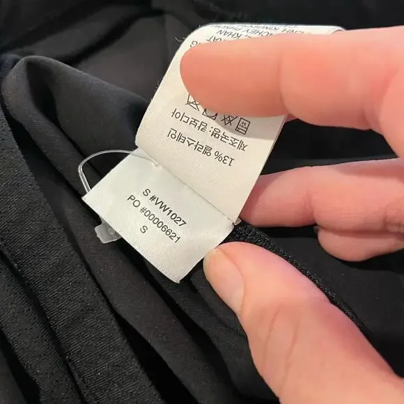 New Vuori Daily Crop Black Tank Top Women’s Small - Picture 4 of 9